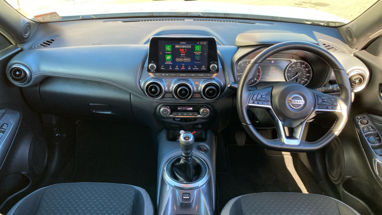 Nissan Juke 1.0 DiG-T 114 N-Connecta 5dr Petrol Hatchback